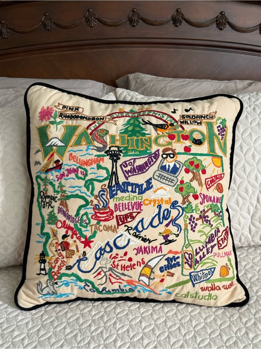 Embroidered Washington State Map Accent Pillow - Cream/Multi